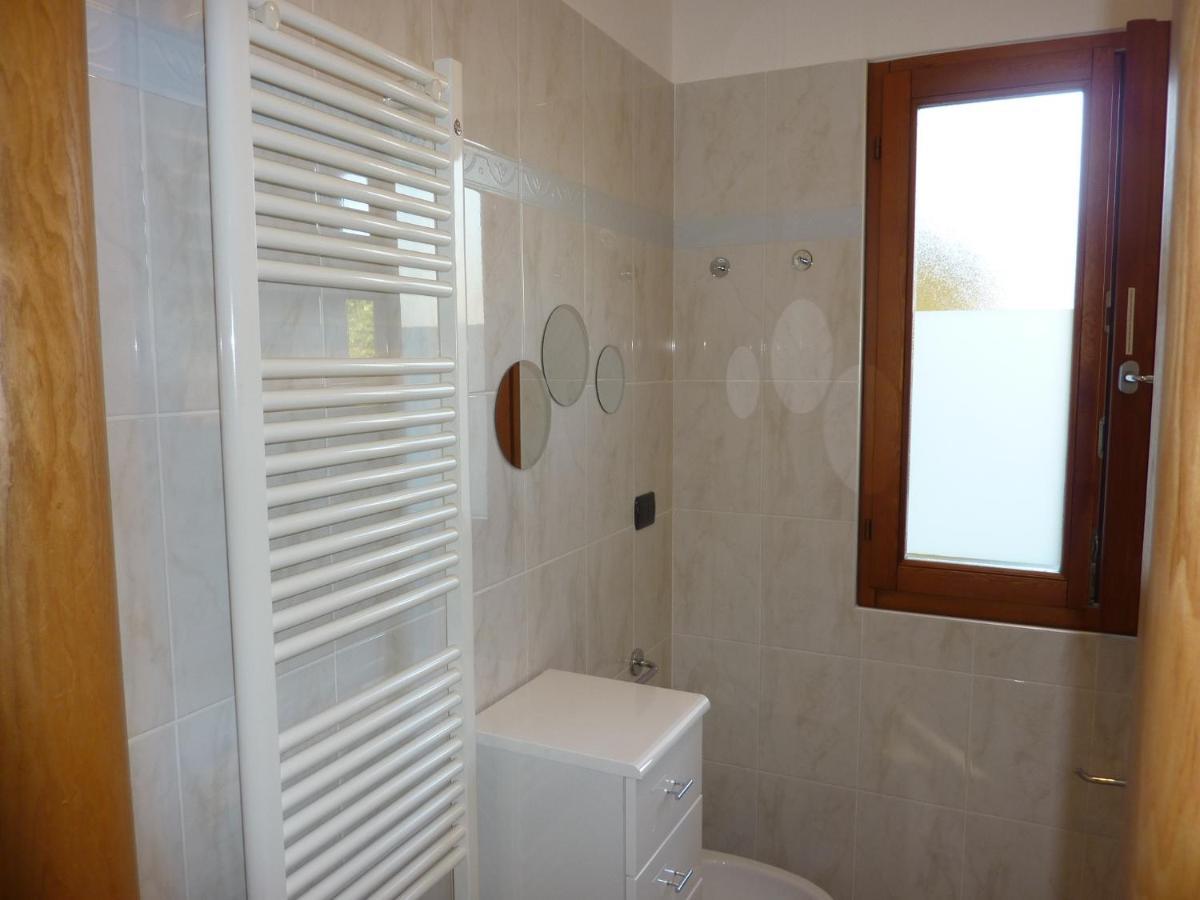 Ferienwohnung Gallo Mit Ueberdachter Terrasse Parkplatz 100 Mtr Z Strand 카노비오 외부 사진